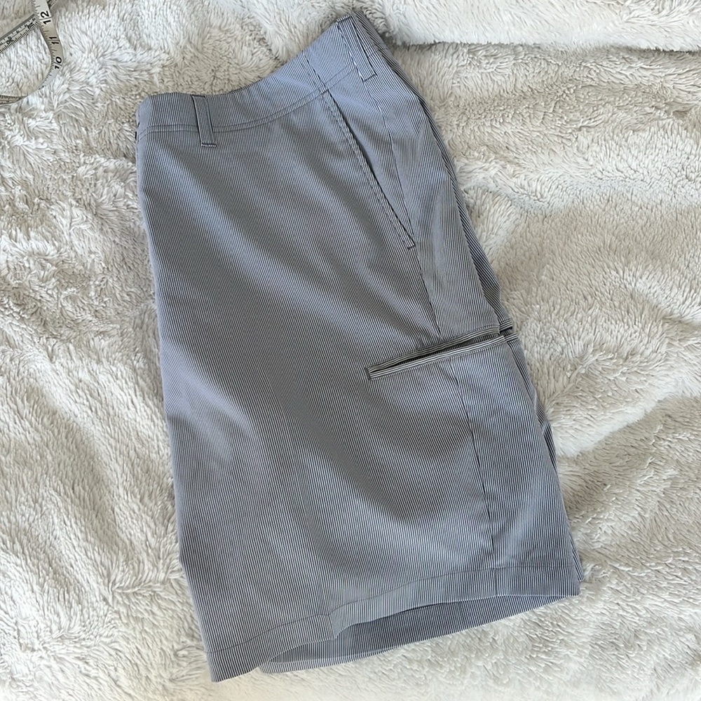 Cool Right Pinstripe Active Short